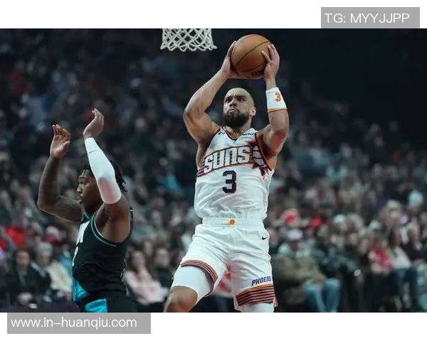 布克谈狄龙斗志与赛季起伏强调避免重复错误的重要性